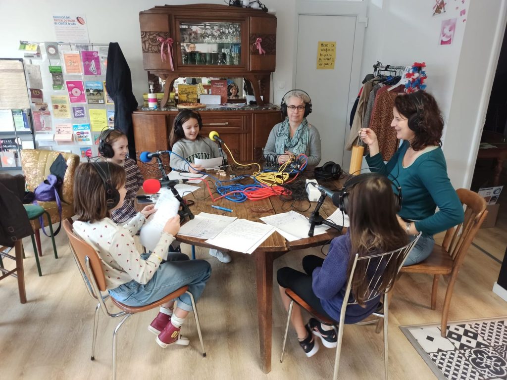 Enregistrement de la 1ère émission Radio-philo à Felzins, le 21 octobre 2023.