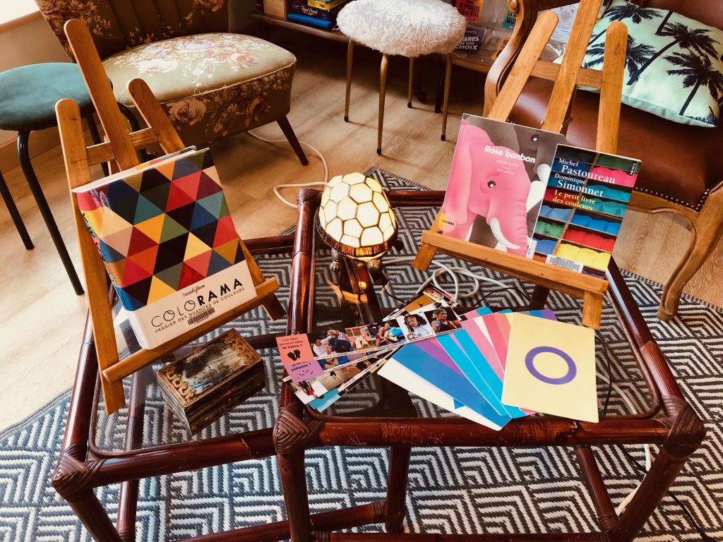 Supports de l'atelier philo "Les couleurs et les stéréotypes de genre" dans le cadre du festival Graines de Moutards 2024.